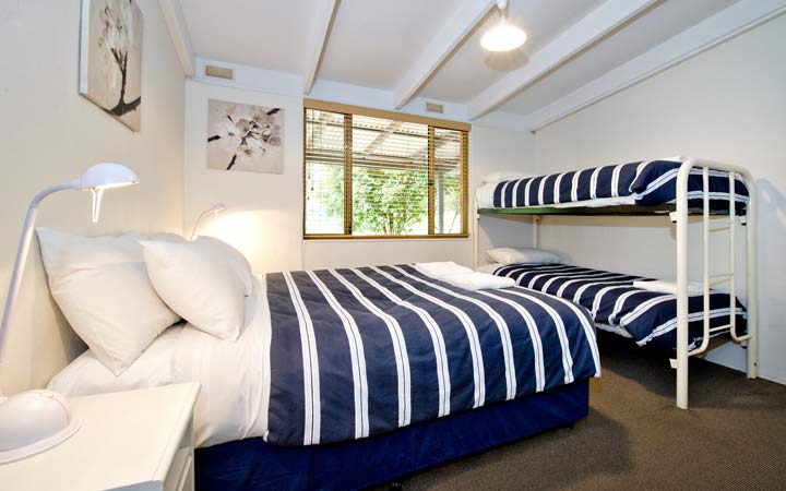 2nd Bedroom Family cottage with bunk bed and queen bed